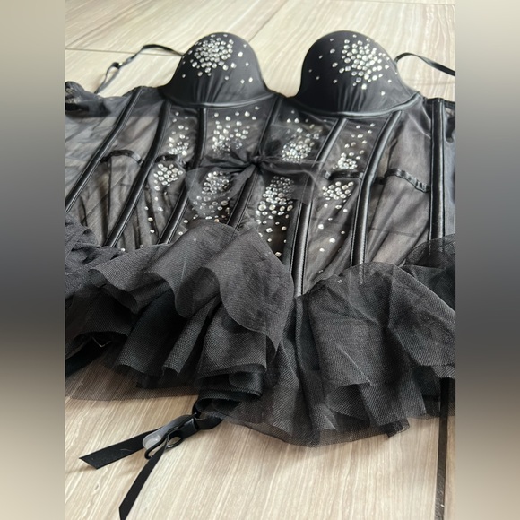 NWOT 🖤 Victoria’s Secret VS Size 34C Boned Mesh Push Up Bustier w/ Garters - Picture 10 of 10